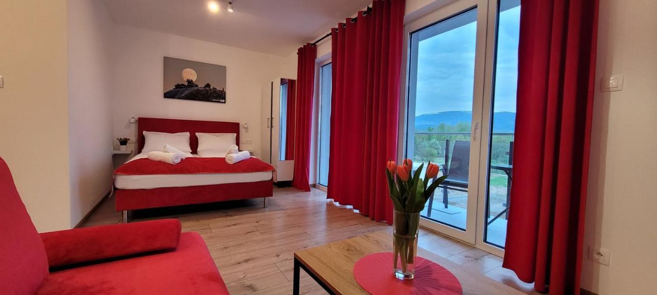 Apartment Kolorowe Cieplice - Z Widokiem Na Karkonosze *