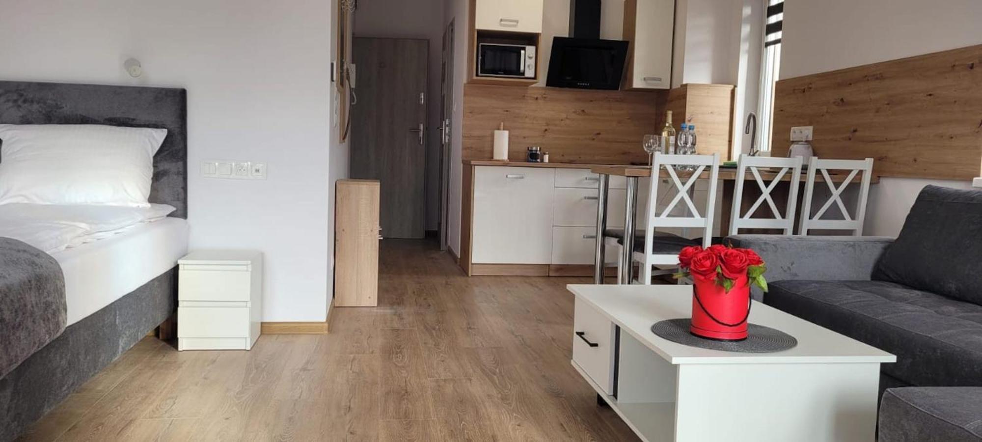 Kolorowe Cieplice - Z Widokiem Na Karkonosze